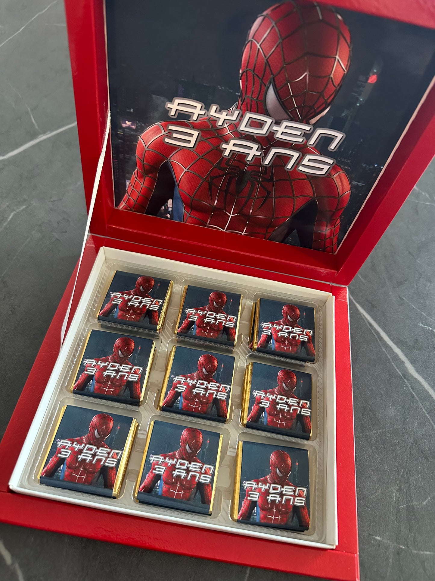 Boîte carrés de chocolat x 9